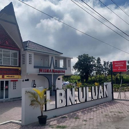Hotel Wisma Mangurna Dolok Sanggul Екстер'єр фото