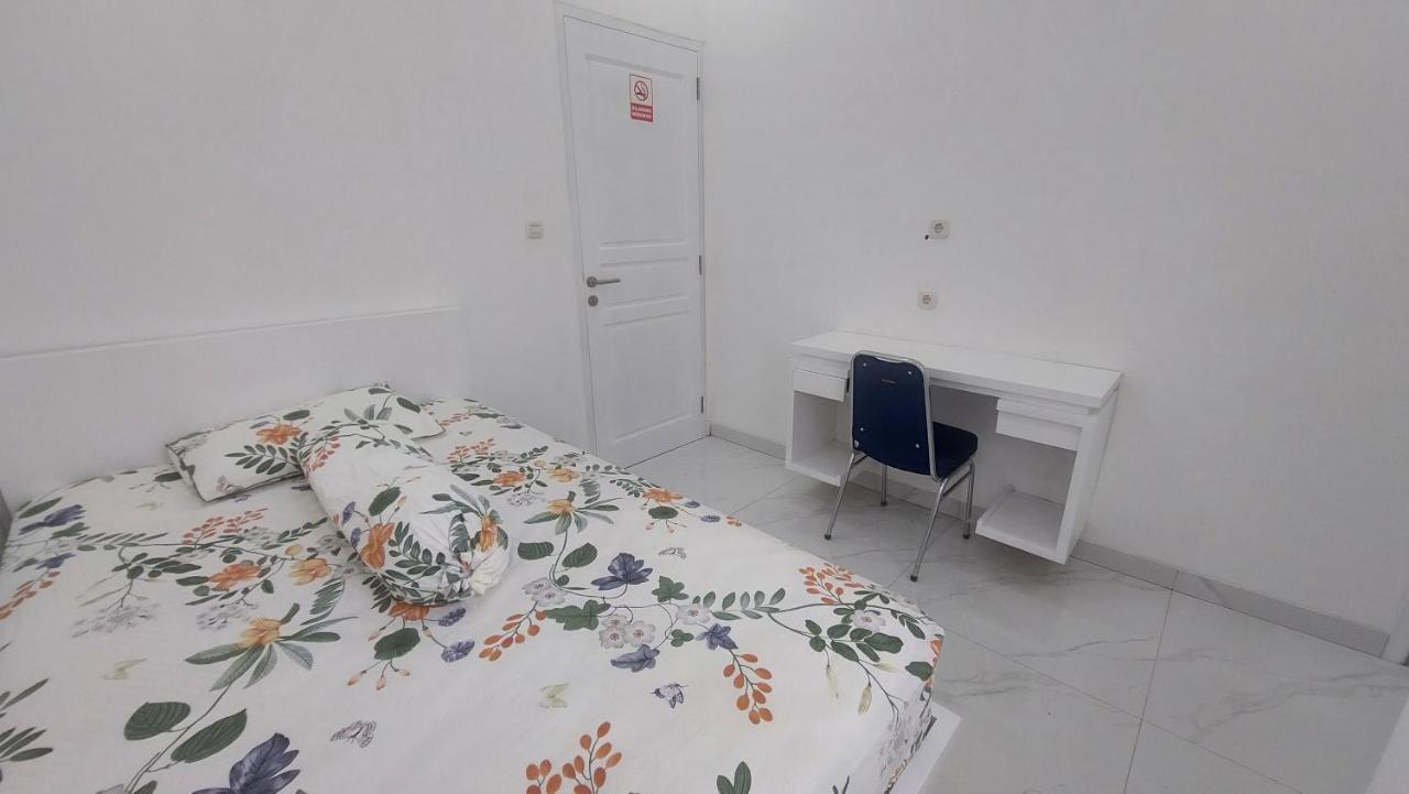 Hotel Wisma Mangurna Dolok Sanggul Екстер'єр фото