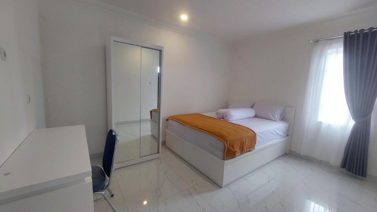 Hotel Wisma Mangurna Dolok Sanggul Екстер'єр фото