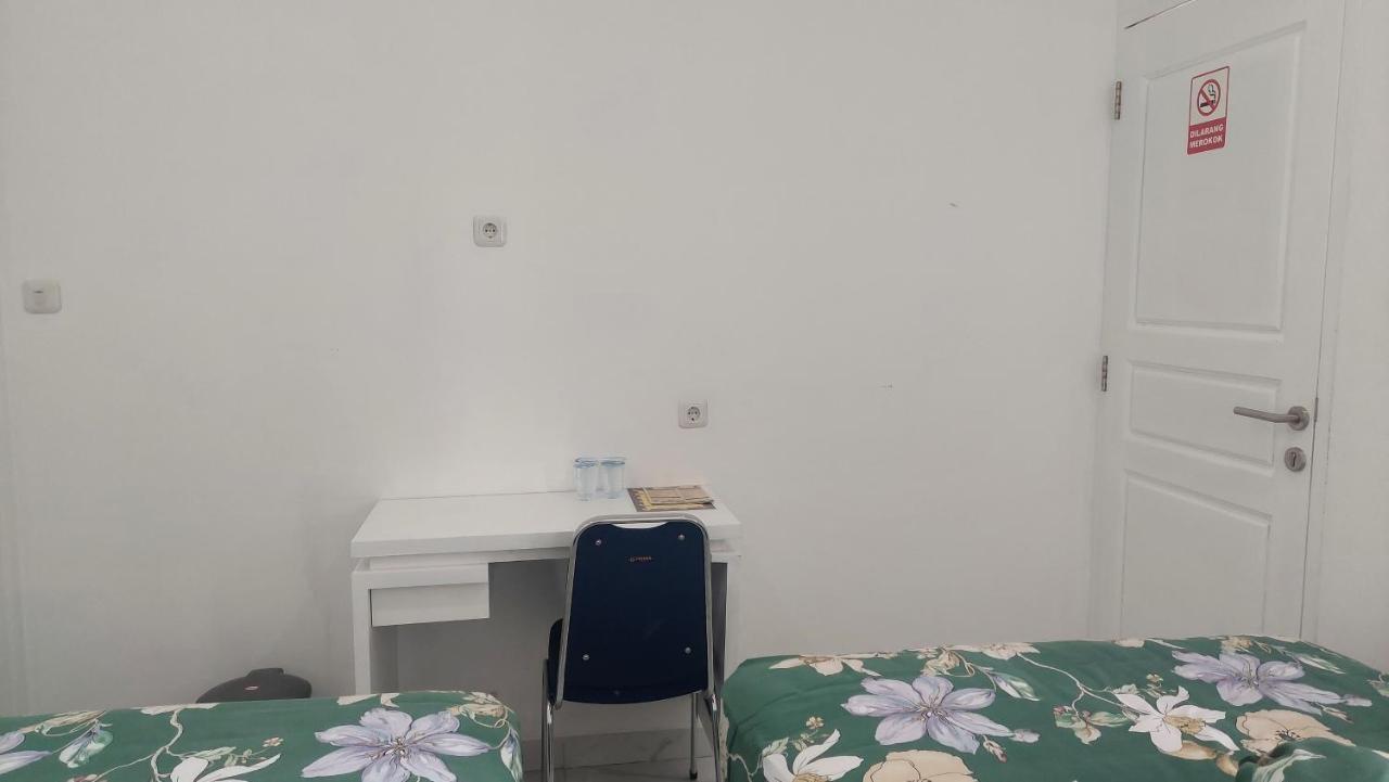 Hotel Wisma Mangurna Dolok Sanggul Екстер'єр фото